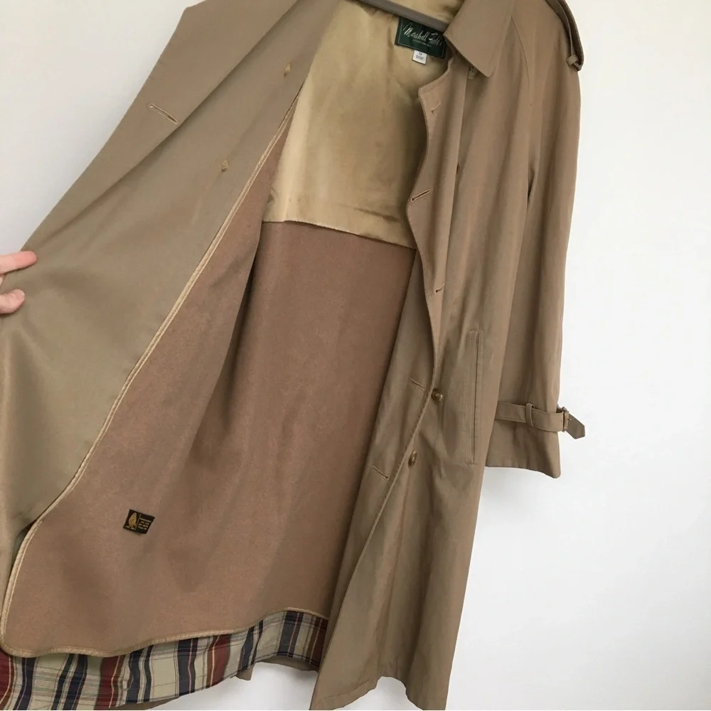 Marshall Field’s Vintage Tan Trench Coat Men’s 36 short​​​